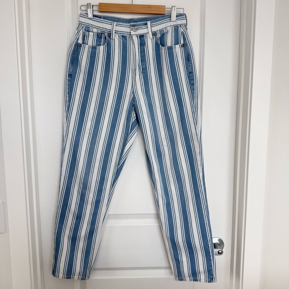 AMERICAN EAGLE | Blue and White Pinstripe Mom Jean - Size 8